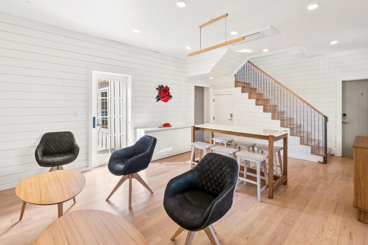 Boutique Room Steps From Downtown Mall Rose Jean Room 3 Charlottesville Exterior foto